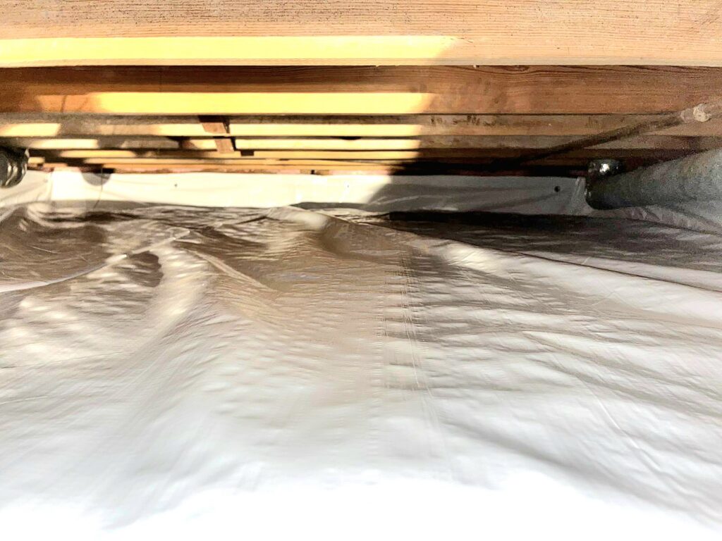 New crawl space encapsulation in a home in Ozark